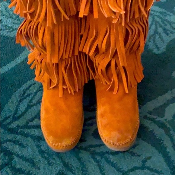 Brown suede leather Minnetonka triple fringe boots - Picture 2 of 4